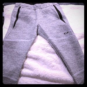 Oakley Japan Joggers - XL (Fit more like a Lg.)